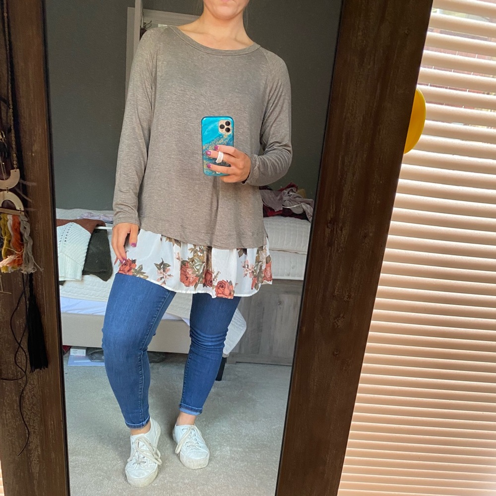 Long sleeve double layer top!
